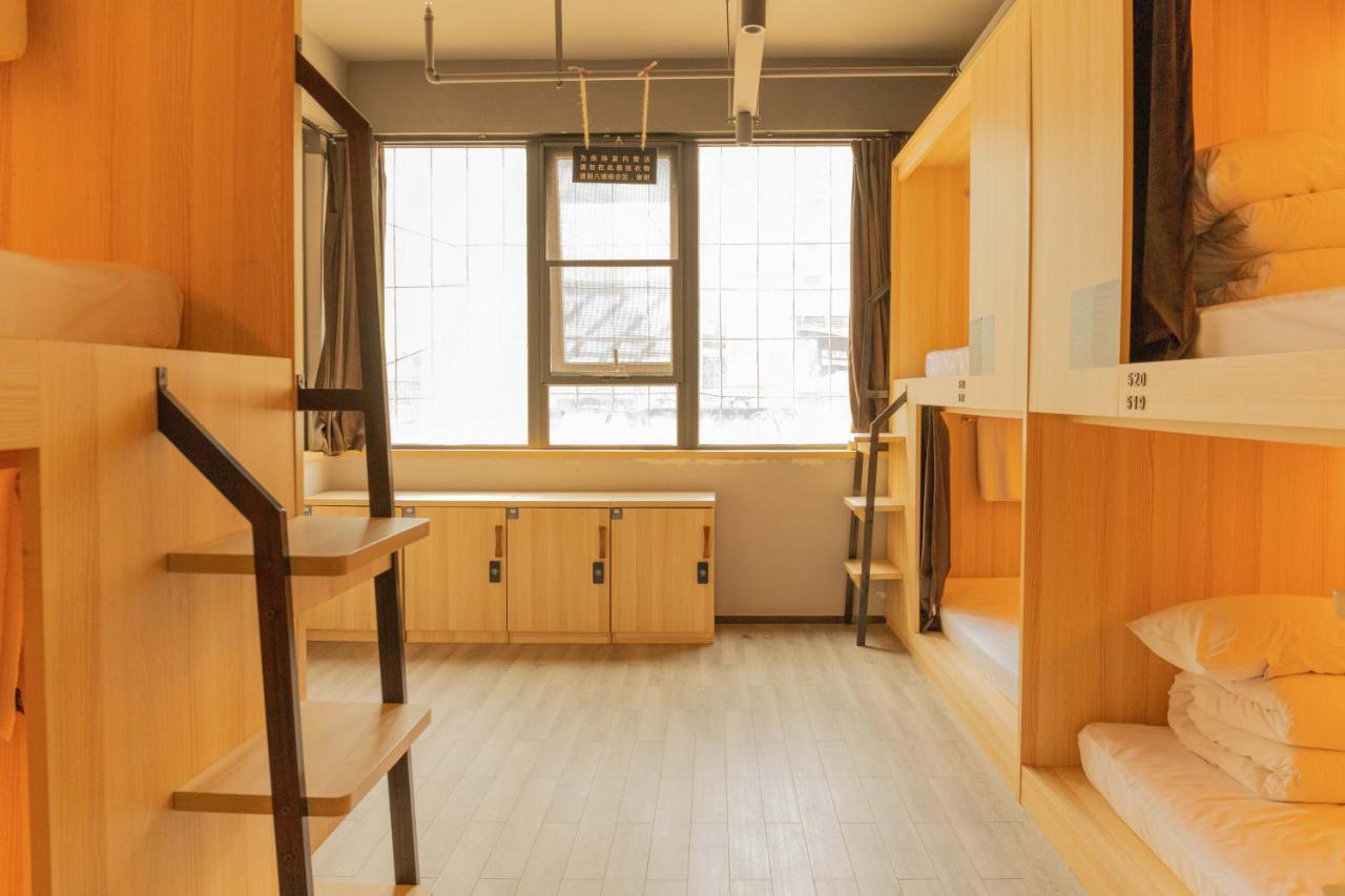 Chengdu Desti Youth Park Hostel Chunxi Road Luaran gambar